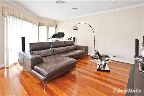 Property photo of 2/48 Delmore Crescent Glen Waverley VIC 3150