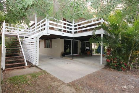 Property photo of 18 Meadow Street Keppel Sands QLD 4702