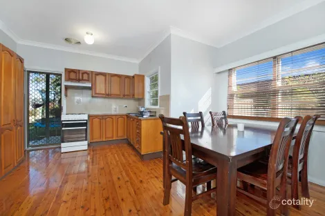 Property photo of 12 Earle Street Doonside NSW 2767