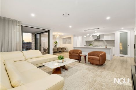 Property photo of 19 Barham Way Spring Mountain QLD 4300