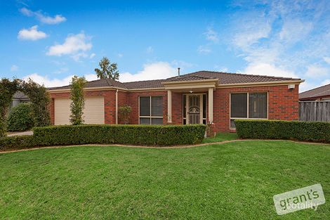 24 Oaklands Way, Pakenham, VIC 3810