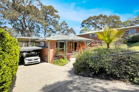 15 Hawks Nest Pl, Surfside, NSW 2536
