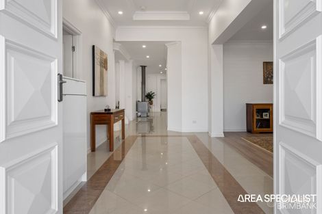 Property photo of 33 Glenbrook Avenue Cairnlea VIC 3023