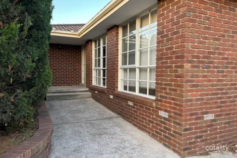 39 Phillip Dr, Sunbury, VIC 3429