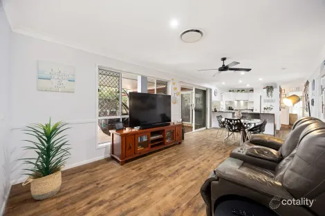Property photo of 135 Riverside Avenue Barellan Point QLD 4306