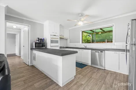 Property photo of 4 Springfield Court Traralgon VIC 3844