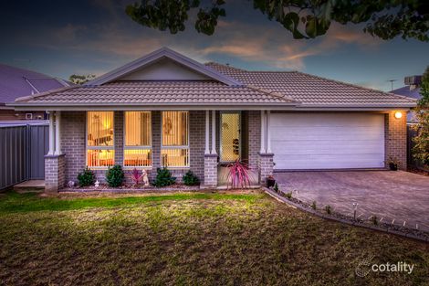 Property photo of 18 Smiggins Drive Thurgoona NSW 2640