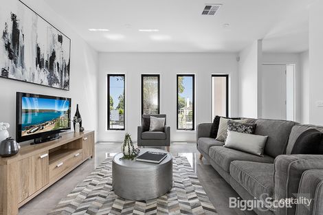 Property photo of 1/71 Benga Avenue Dandenong VIC 3175