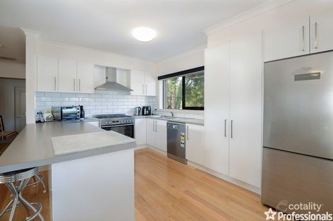 Property photo of 6 Crestwood Place Yarra Junction VIC 3797