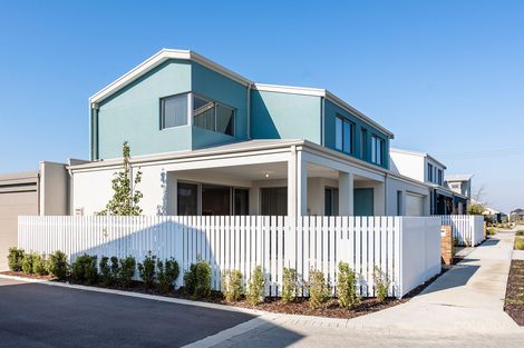 Property photo of 16 Ametrine Street Treeby WA 6164