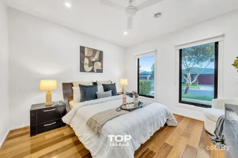 Property photo of 17 Mantello Street Lyndhurst VIC 3975