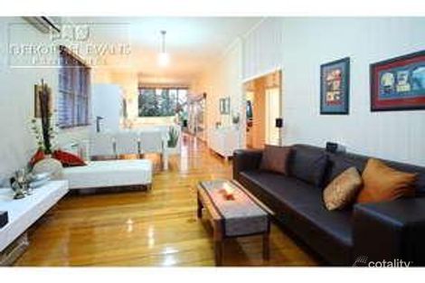 15 Agnew St, Norman Park, QLD 4170