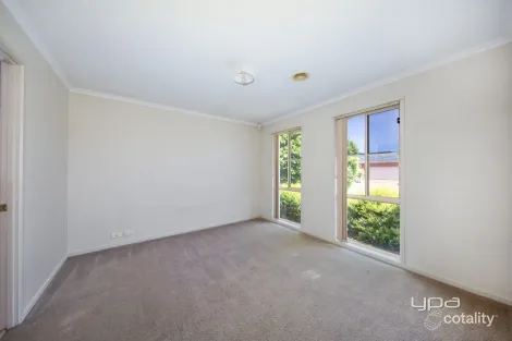 Property photo of 26 Barringo Way Caroline Springs VIC 3023