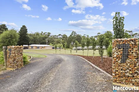 7 Manna Ct, Koonwarra, VIC 3954