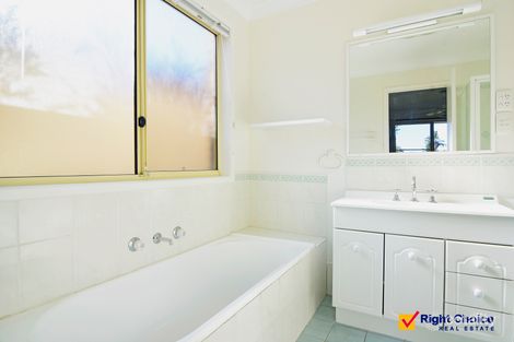 Property photo of 19 Downes Drive Albion Park NSW 2527