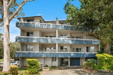 Property photo of 3/39-41 Willison Road Carlton NSW 2218