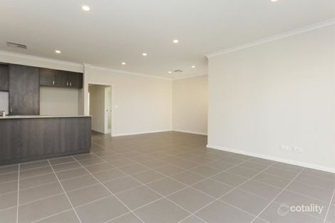 Property photo of 16 Aquila Loop Piara Waters WA 6112
