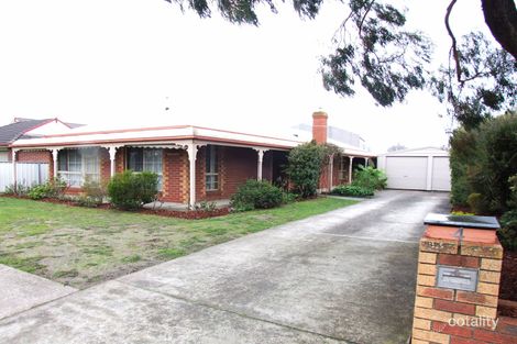 Property photo of 4 Bogart Drive Wendouree VIC 3355