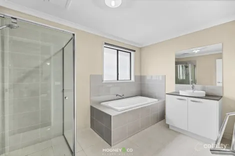 Property photo of 4 Riverrun Drive Botanic Ridge VIC 3977