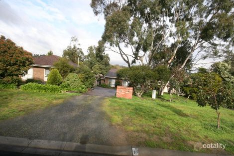 51 Landau Dr, Warranwood, VIC 3134