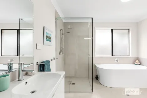 Property photo of 17A Drews Road Tanah Merah QLD 4128