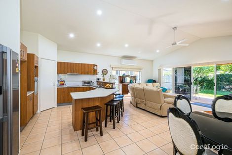 Property photo of 2 Seahorse Court Banksia Beach QLD 4507