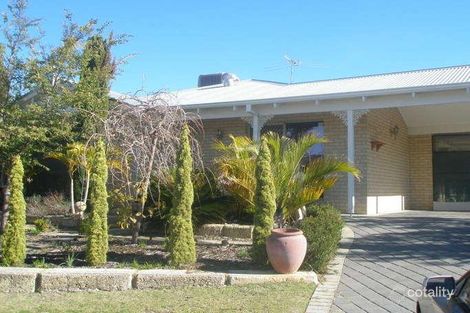 2 Jerula Ct, Maddington, WA 6109