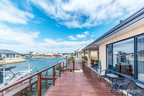 Property photo of 31 Queen Parade Wannanup WA 6210