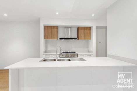 Property photo of 550 Grand Boulevard Craigieburn VIC 3064