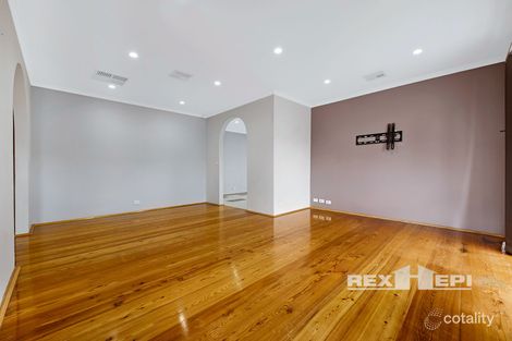 Property photo of 9 Jasper Court Hampton Park VIC 3976