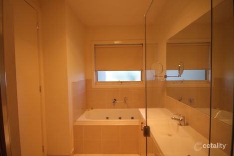 21 Shaftesbury St, Essendon, VIC 3040