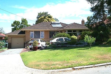 Property photo of 8 Canna Way Ardross WA 6153