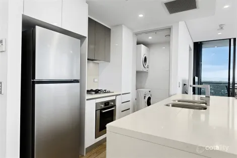 Property photo of 2301/2 Como Crescent Southport QLD 4215