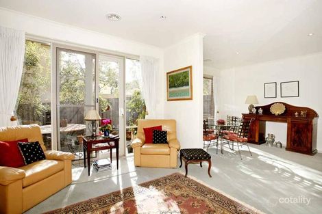 Property photo of 2/6 Fenwick Street Kew VIC 3101