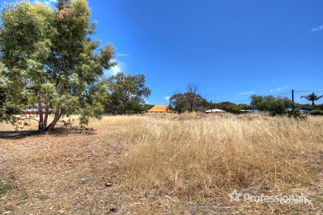 Property photo of 5 Bird Street York WA 6302