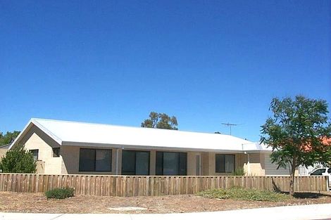 4 Lintonmarc Dr, Redcliffe, WA 6104