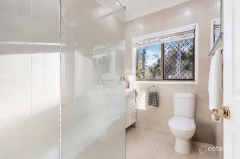 Property photo of 15 Eurambeen Close Karana Downs QLD 4306