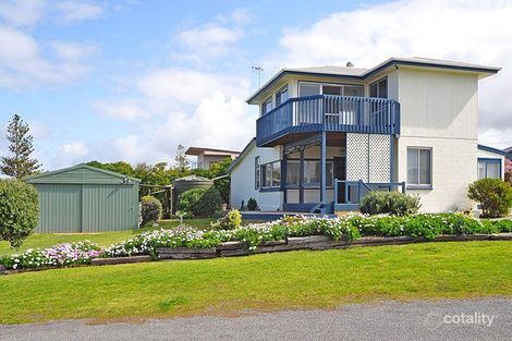 Property photo of 1 Higgins Place Middleton SA 5213