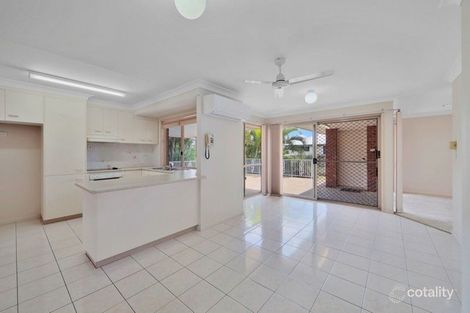 Property photo of 40 Saint Lucia Crescent Avoca QLD 4670