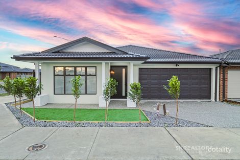 1 Wallowa St, Mickleham, VIC 3064