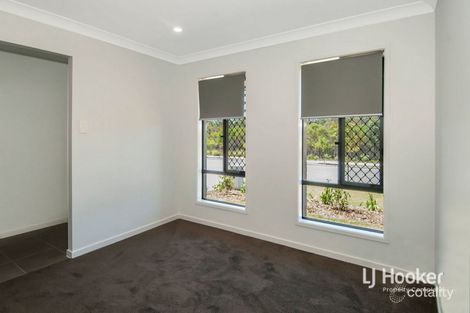 Property photo of 92 Slate Street Yarrabilba QLD 4207
