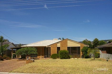 76 Cammillo Rd, Camillo, WA 6111