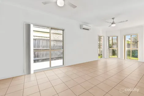 Property photo of 3 Chelsea Place Forest Lake QLD 4078
