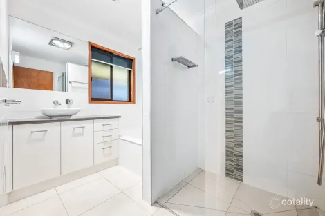 Property photo of 24 Eulinga Drive Mildura VIC 3500