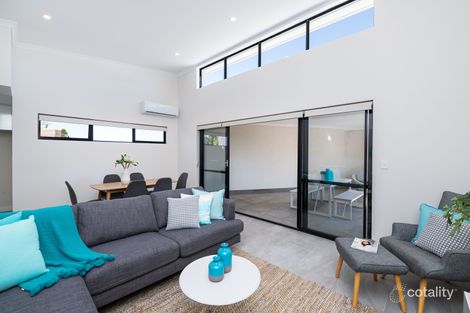Property photo of 5/8 Sporing Way Hillarys WA 6025