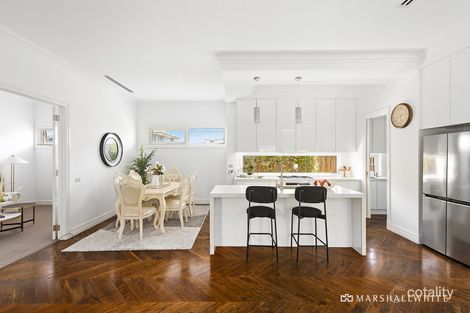 Property photo of 1/18 Rangeview Grove Balwyn North VIC 3104