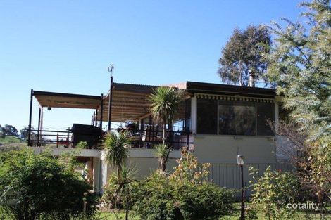 Property photo of 20 Hillcrest Road Bonnie Doon VIC 3720
