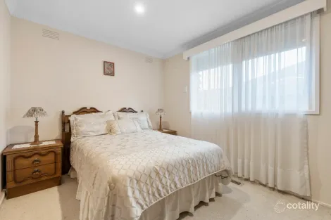 Property photo of 9 Moreton Crescent Bundoora VIC 3083