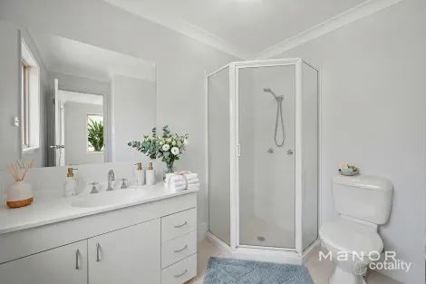 Property photo of 28 Willowtree Avenue Glenwood NSW 2768