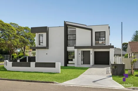 2 Coraki Rd, Bass Hill, NSW 2197